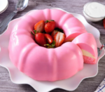 Universal Gelatina Morango 130g - Imagem 2